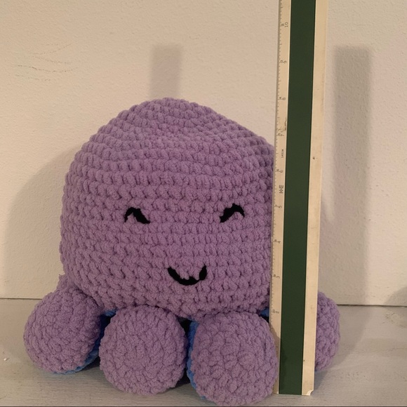 Handmade Crochet Reversible Mood Octopus - Picture 4 of 4